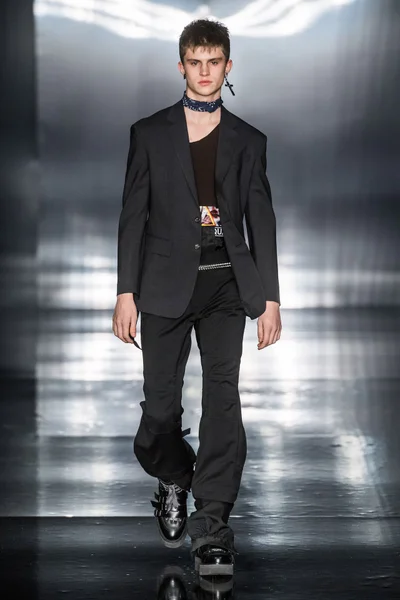 Look 52
